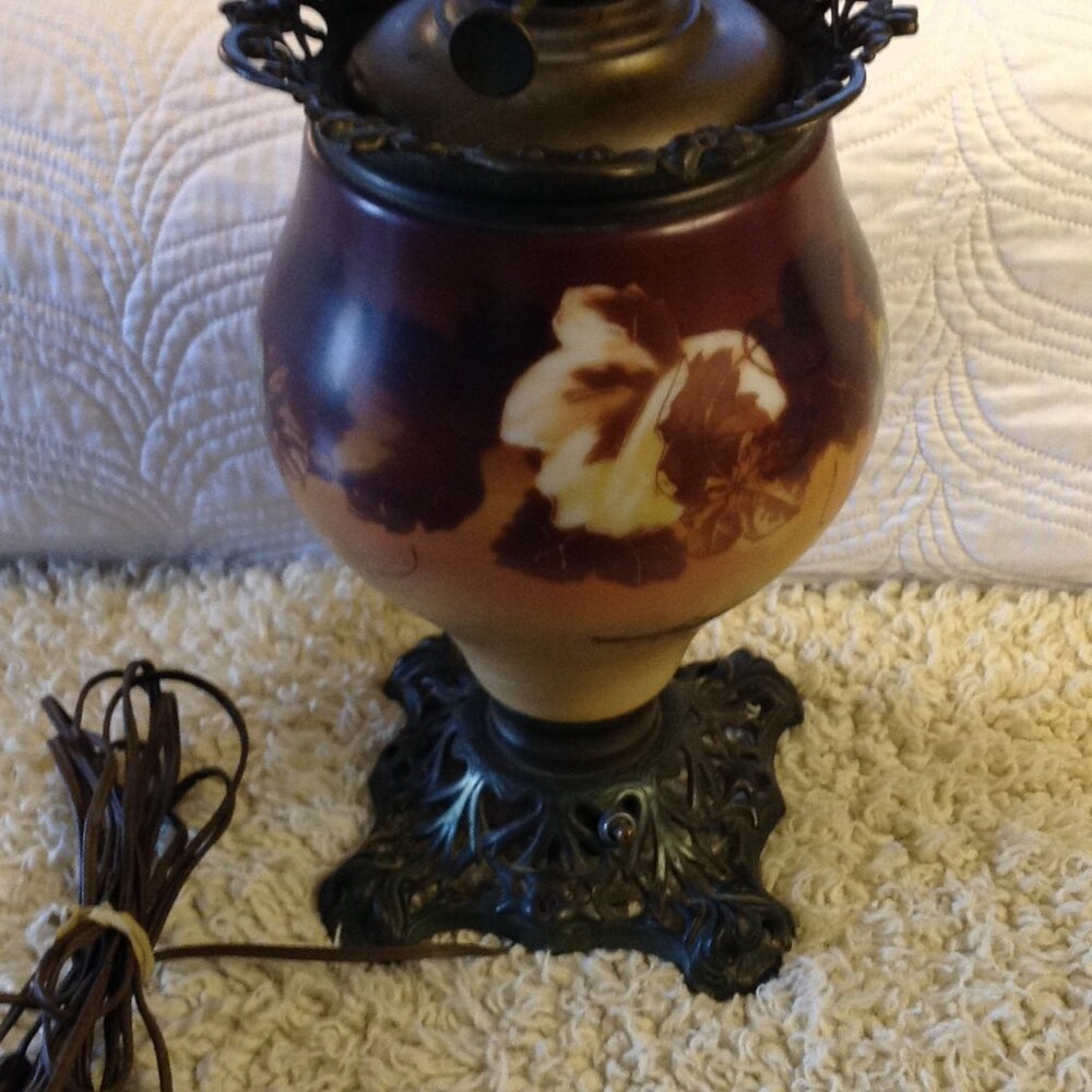 VTG Gone with the Wind Parlor Lamp Victorian Hand Painted Oil - Electric convers - Picture 2 of 10